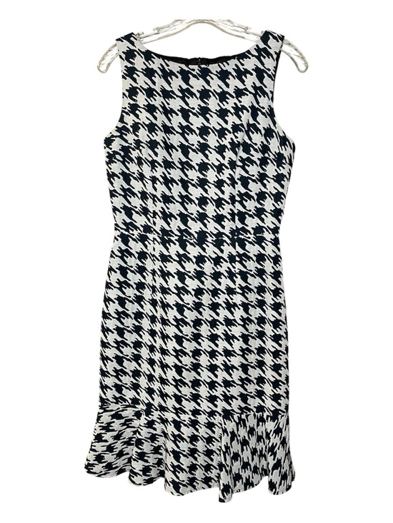 David Meister Dresses & Skirts - David Meister Black and White Houndstooth Midi Dress Sz 6